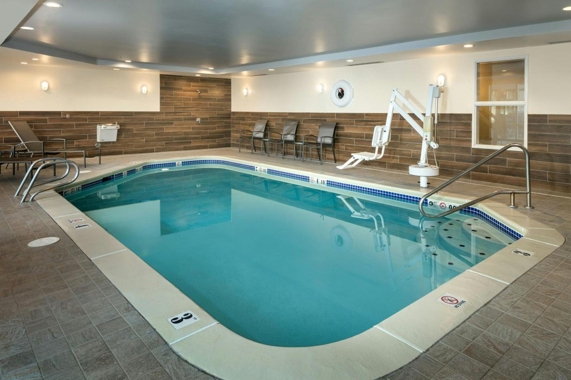 Fairfield Inn & Suites By Marriott Anchorage Midtown Eksteriør billede