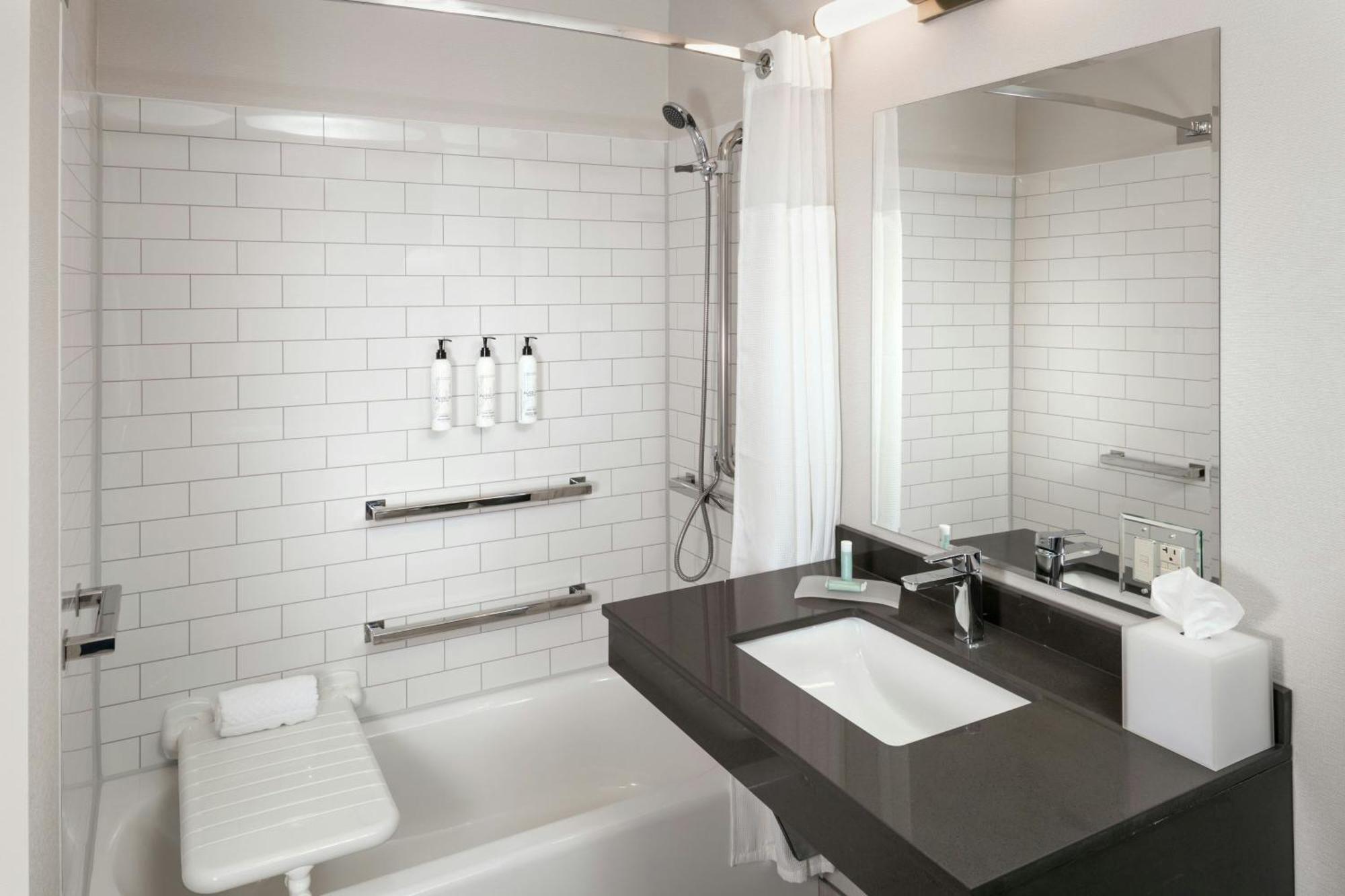 Fairfield Inn & Suites By Marriott Anchorage Midtown Eksteriør billede